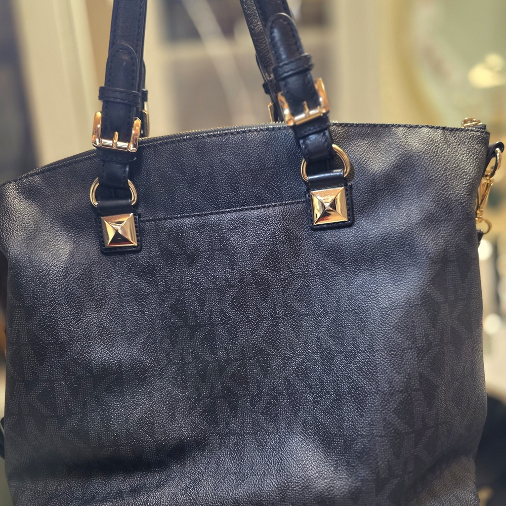 Sold - Picture 4 of 12